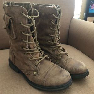 Roxy Combat boots